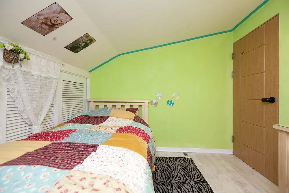 Lucere Binnys Guesthouse A Type Incheon 2*,  South Korea