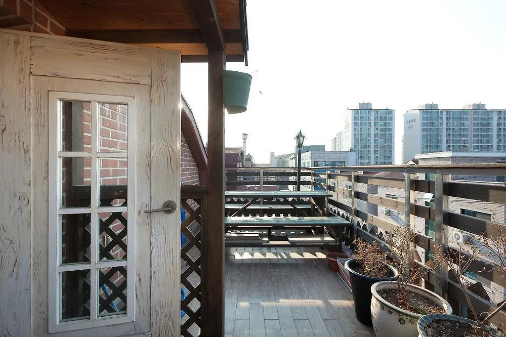 Hotell Lucere Binnys Guesthouse A Type Inchon