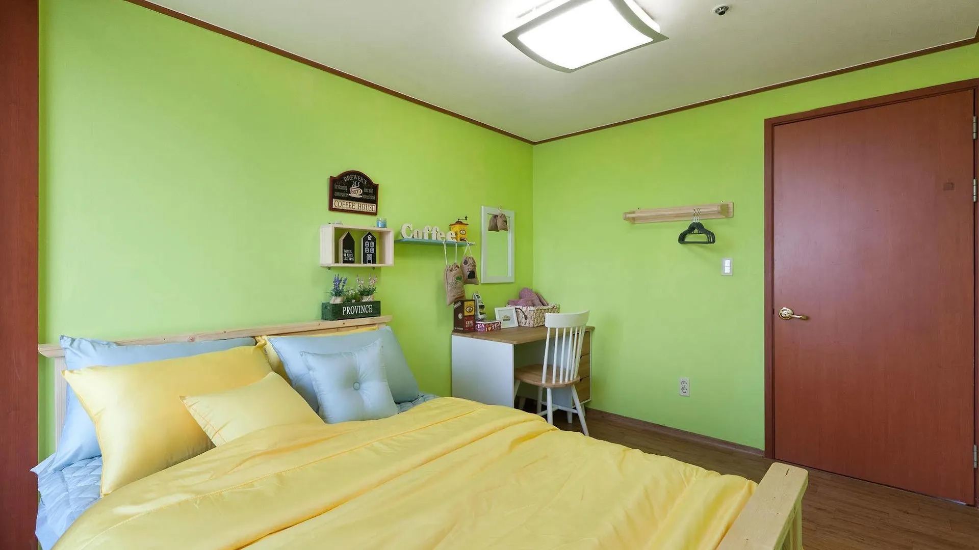 Lucere Binnys Guesthouse A Type Incshon
